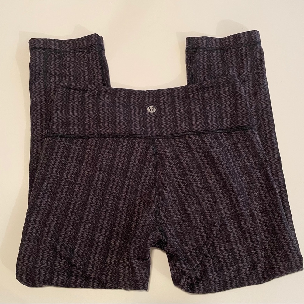 Lululemon Crop in Ziggy Wee 2